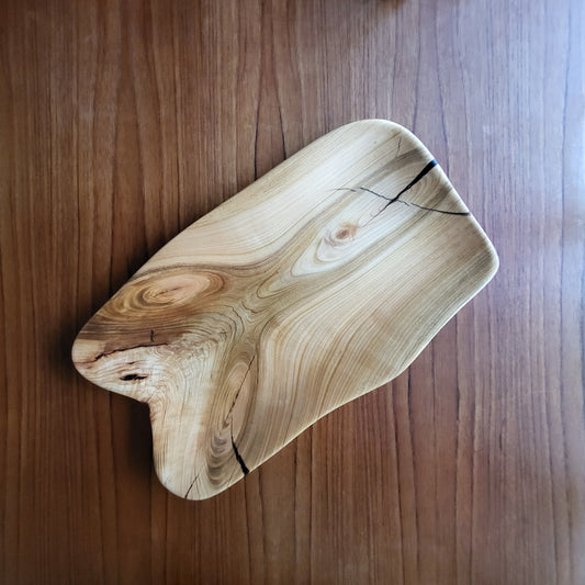 Unique fruit platter in solid cherry wood – 55x32 cm